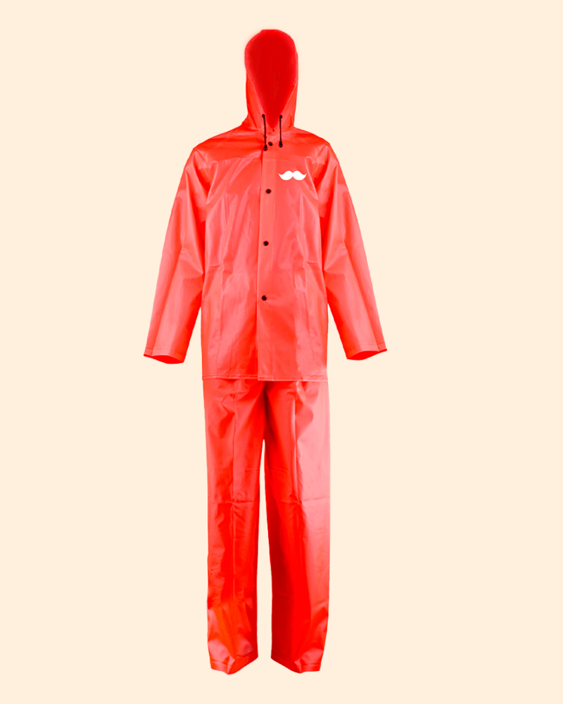 Traje Impermeable Rappi Completo Diseñado exclusivamente para repartidores. Incluye chaqueta con capota ajustable y pantalón de material impermeable reforzado. Con costuras termo-selladas y el icónico bigote naranja, garantiza máxima protección contra la intemperie.
