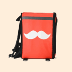 Mochila de Reparto Rappi | Mochila Lateral con Cinta Reflectiva y logo de Bigote, anclaje seguro en parrillas de moto o bicicleta.